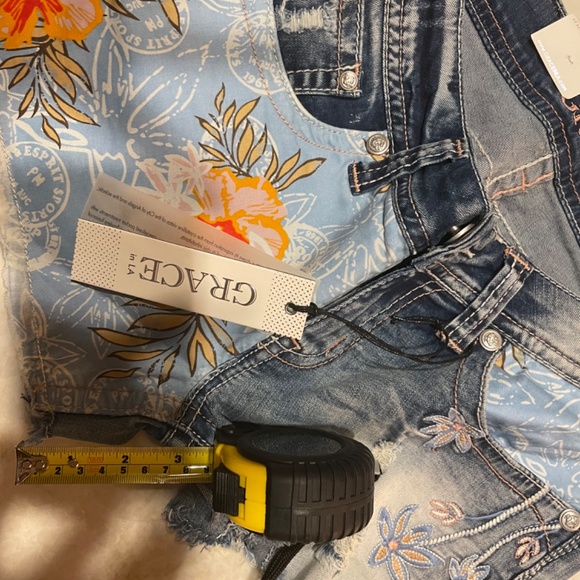 Grace In LA SHORTS Denim Jean 27 BRAND New Distressed Patches Surf Cut Offs Boho - Picture 13 of 13